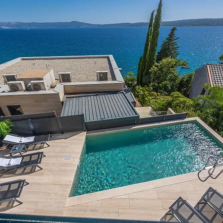 Atemberaubendes Direkt Am Mit Pool, Meerblick, Aussendusche, Liegen Apartment